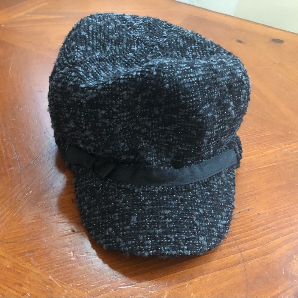 Women’s Black Tweed Cap